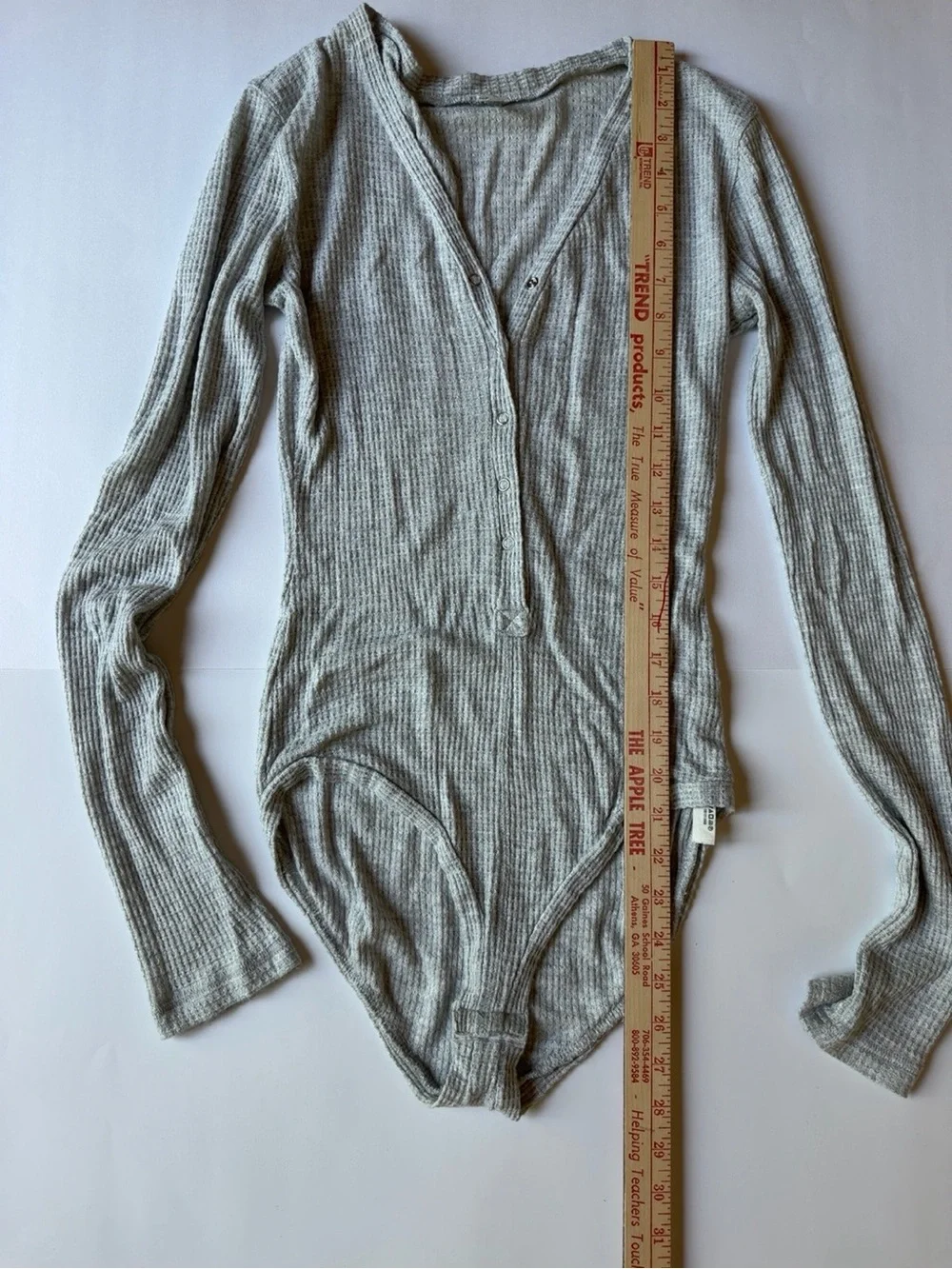 Free People We The Free Light Gray Waffle Knit Long Sleeve Henley Bodysuit Small